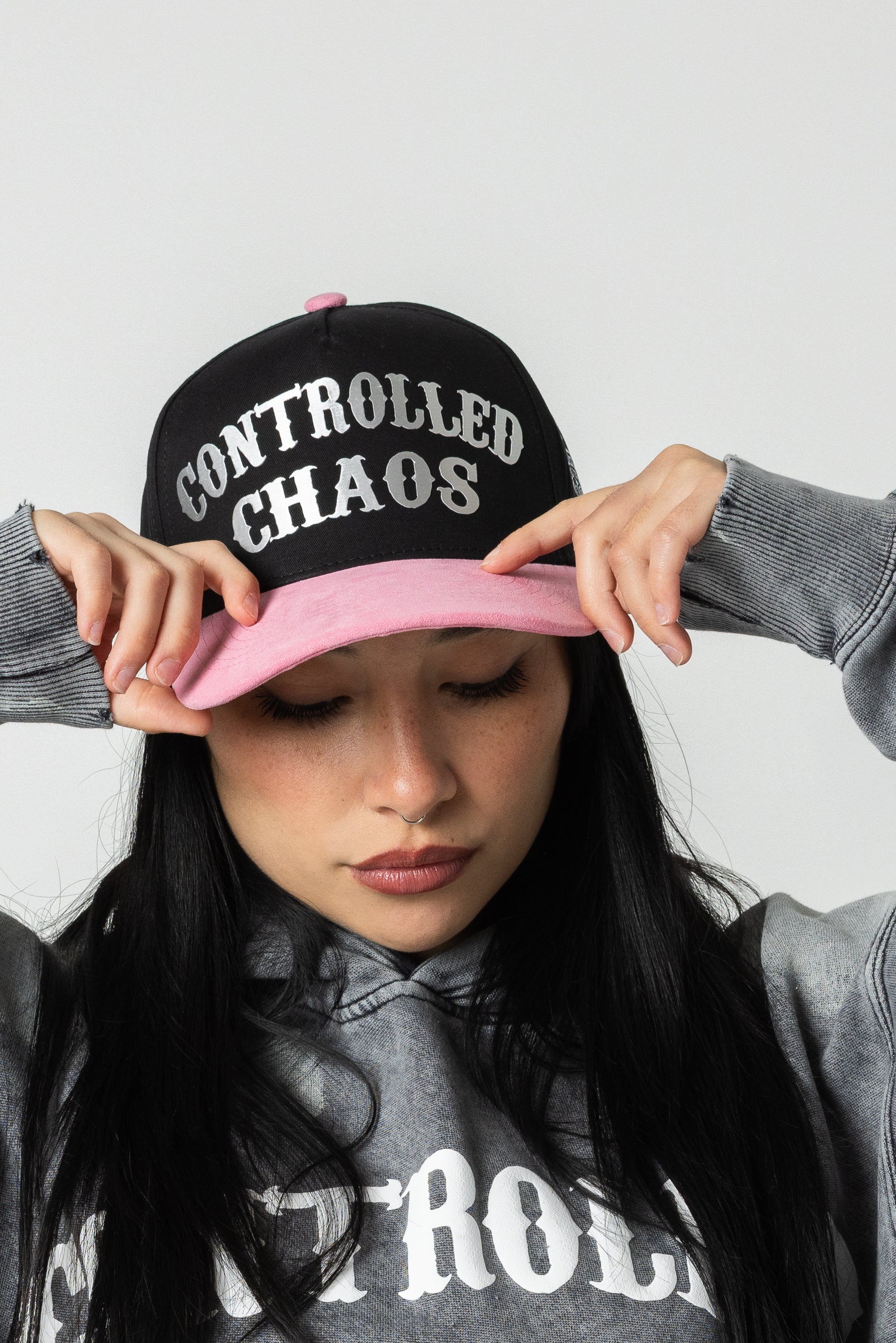 CONTROLLED CHAOS SUEDE HAT - BLACK/PINK