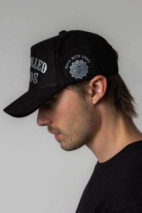 CONTROLLED CHAOS SUEDE HAT - BLACK