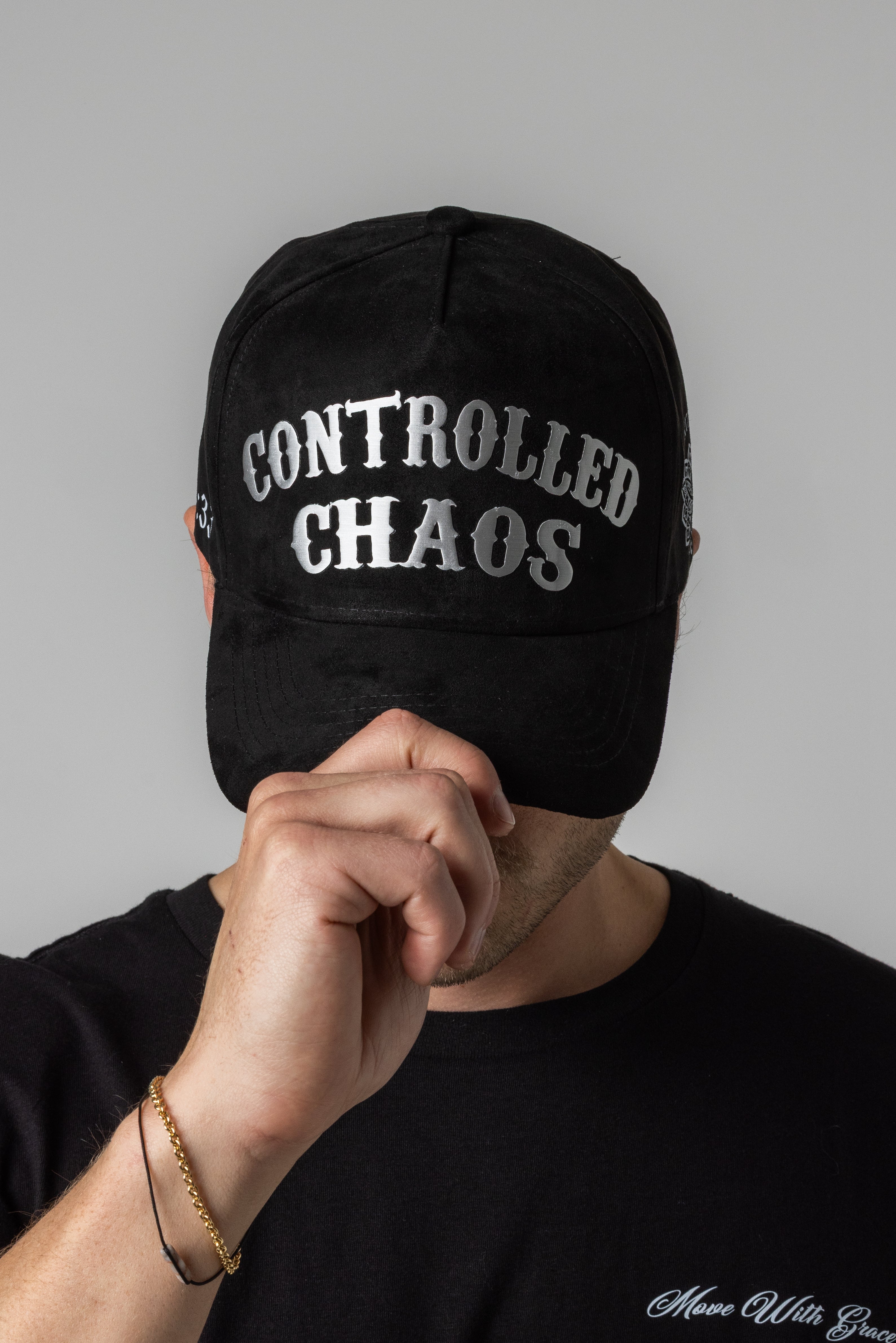 CONTROLLED CHAOS SUEDE HAT - BLACK