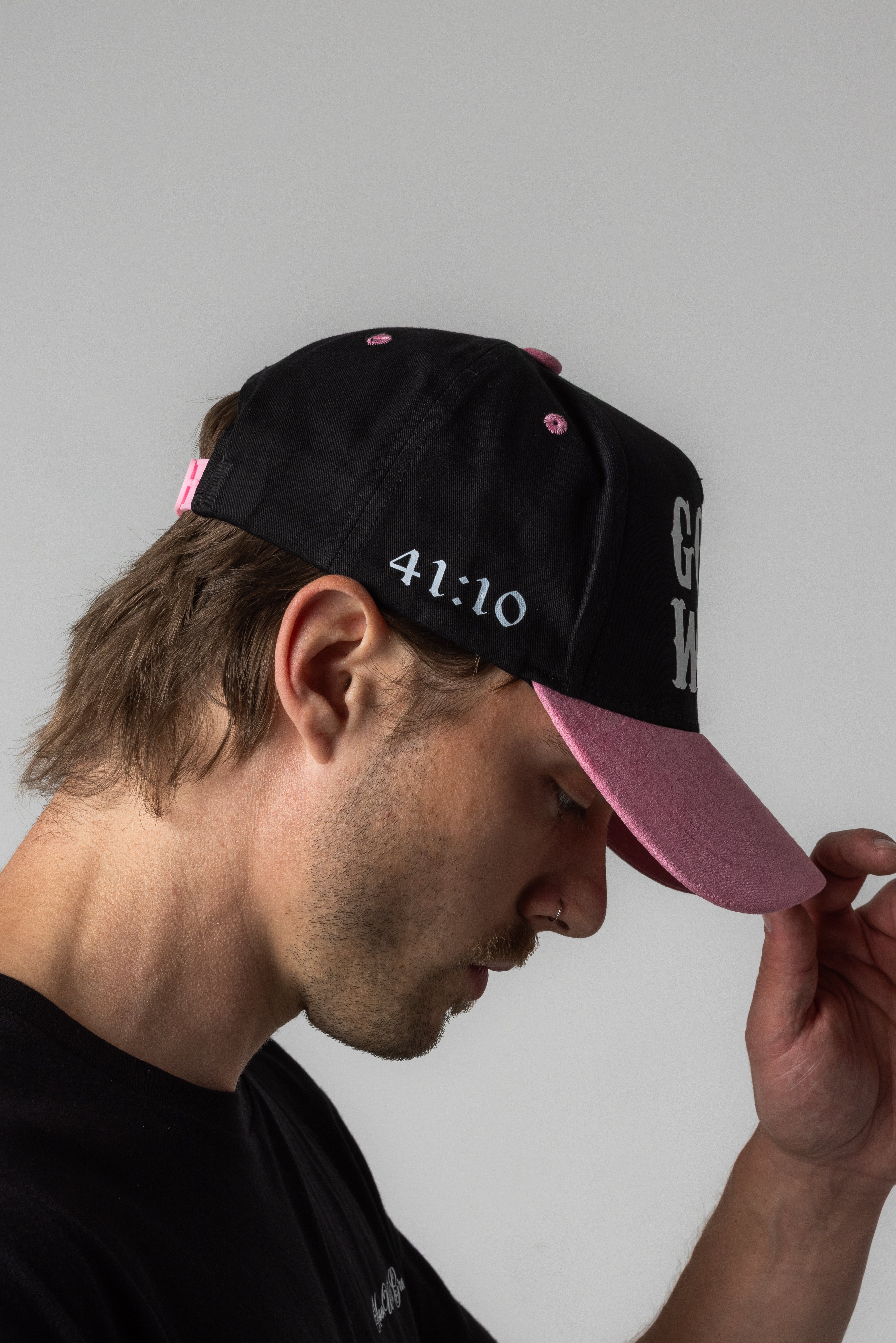 GODS WILL SUEDE HAT - BLACK/PINK